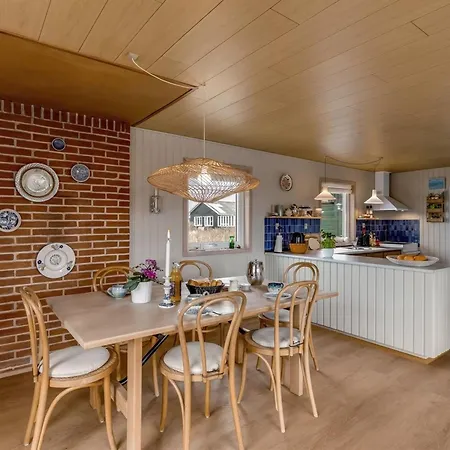 Sida - 400m From The Sea By Interhome *