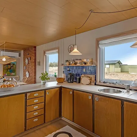 Sida - 400m From The Sea By Interhome