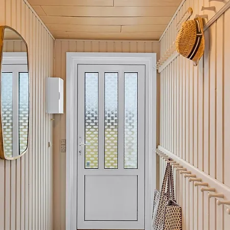 Sida - 400m From The Sea By Interhome